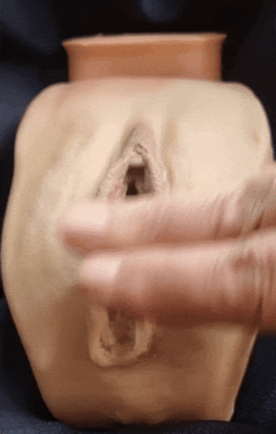 gif com movimento 2 dedos para estimular clitoris