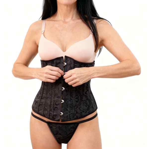 mulher de frente vestida em conjunto de corpete underbust redutor de cintura tamanho médio