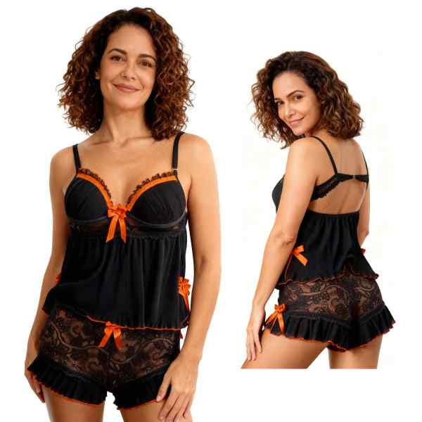 mulher vestida em conjunto short doll preto com detalhes na cor laranja