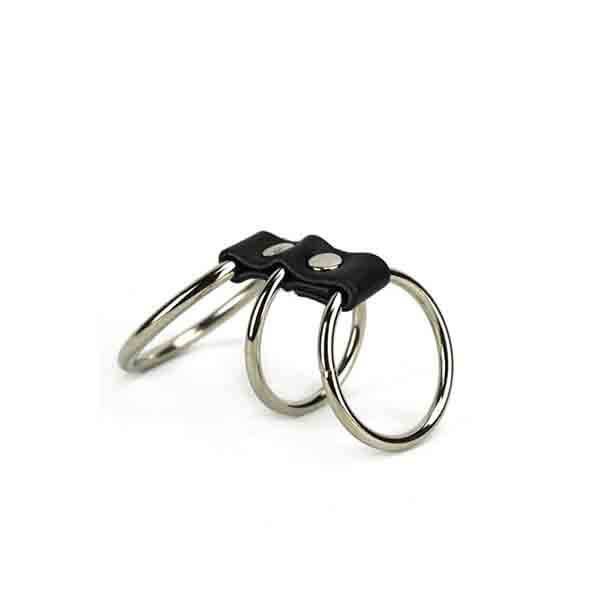 Anel Peniano Triplo De Metal Harness Com 3 Argolas e Tira De Couro Sintetico