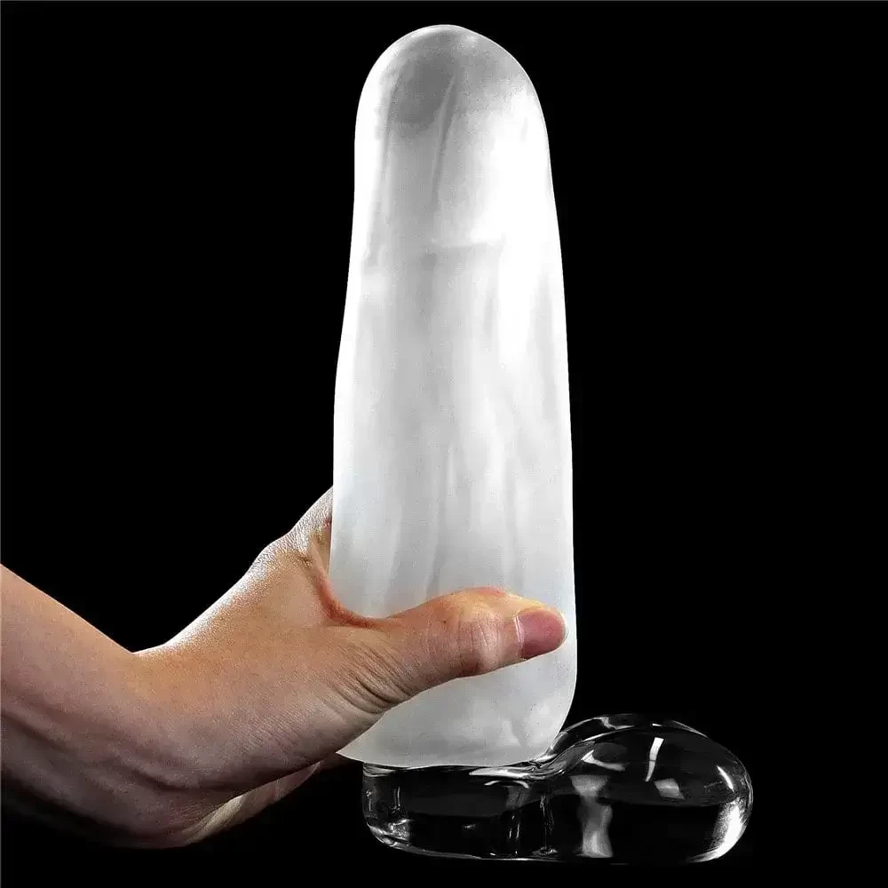 mão demonstrando Big Egg Lovetoy Masturbador Masculino. Ovo Gigante. Silicone 