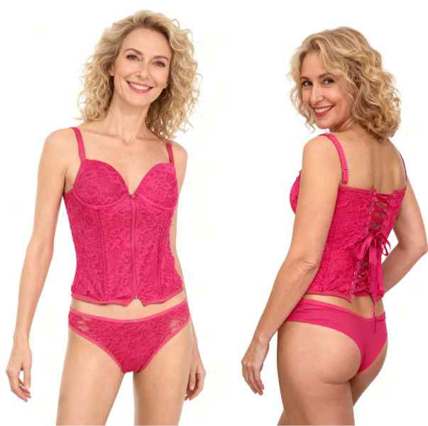 mulher em pose de frente e de costas vestida em conjunto de espartilho corselet em renda vermelha com ziper na lateral e ajuste por ilhós e fita de cetim nas costas