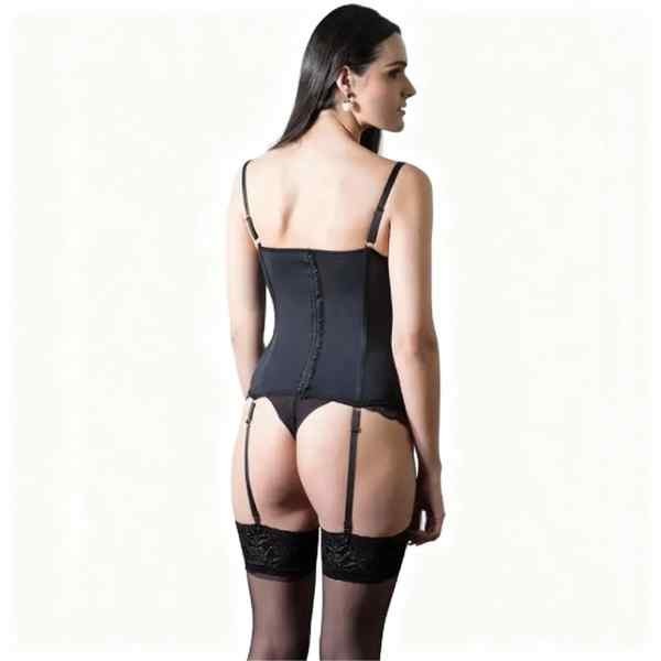 mulher de costas vestida em corselet espartilho em tule malha e renda e adorno