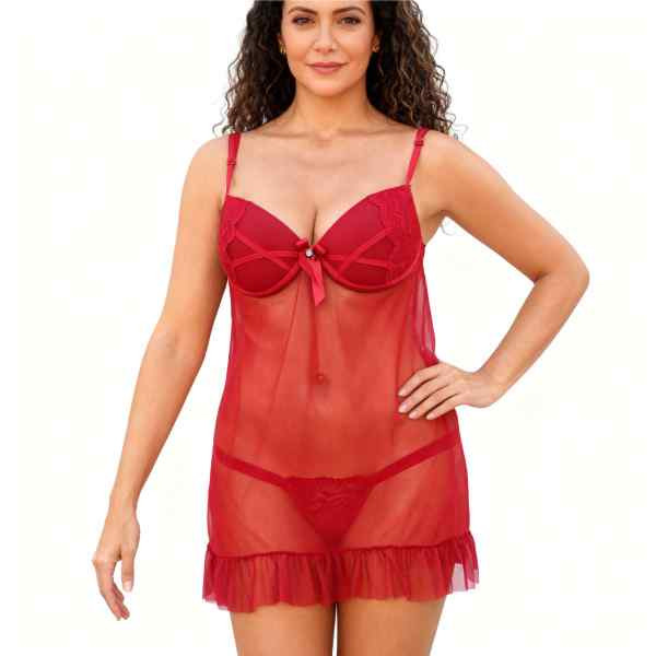 mulher vestida em camisola vermelha tule transparente com detalhes em renda na parte da frente