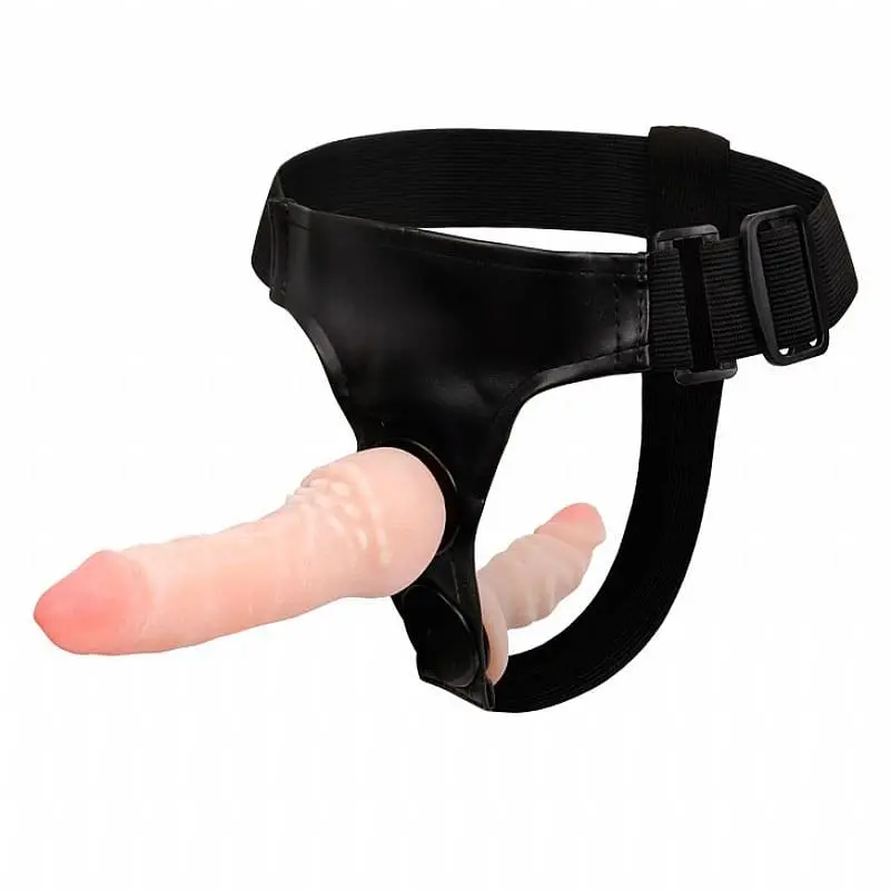Cinta Com Pênis Em Cyberskin Strapon Penetráveis 14,5 cm x 3,5 cm E 10cm x 3,5cm